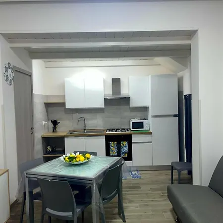 Silvia's House Apartment *